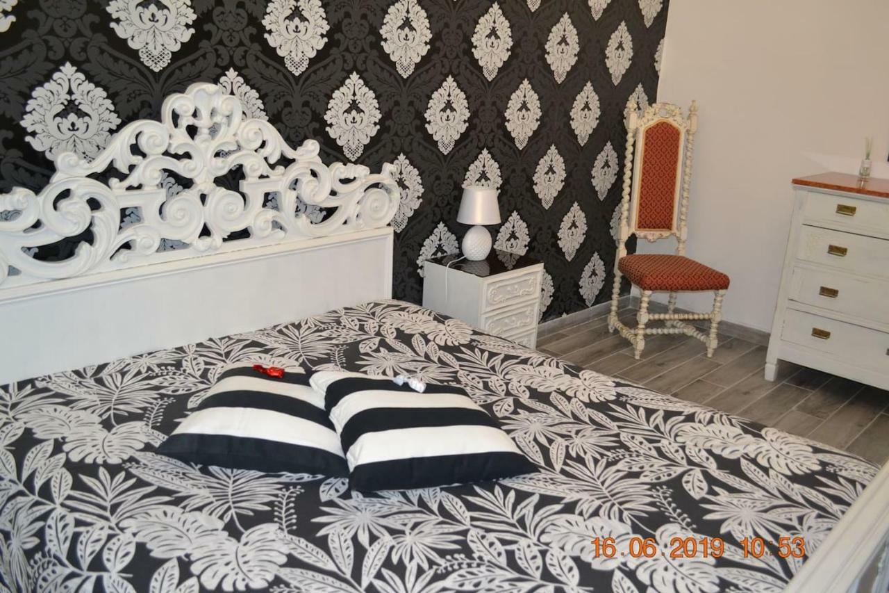 Casa Bumbunin, Vicino Al Centro E Al Politecnico Appartement Turijn Buitenkant foto