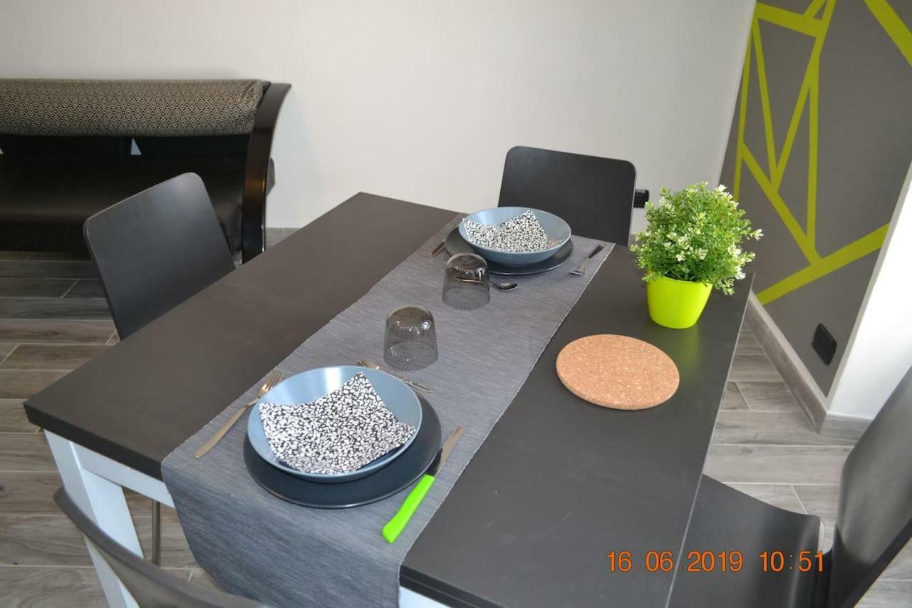 Casa Bumbunin, Vicino Al Centro E Al Politecnico Appartement Turijn Buitenkant foto